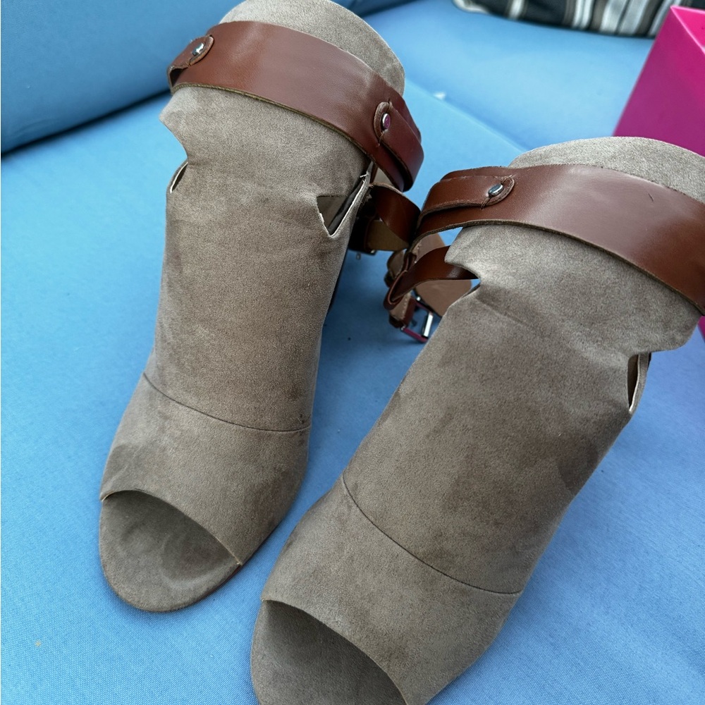Justfab - Picture 2 of 6